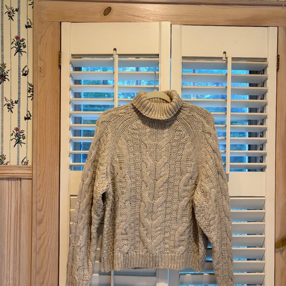 Chunky oversized knit turtleneck - Picture 2 of 4